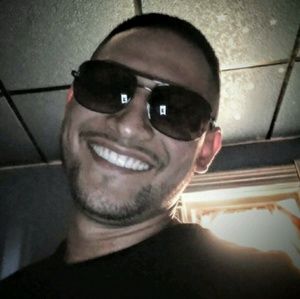 Meet your Posher, Aaron